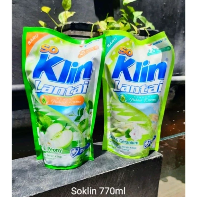 so Klin lantai 770 ML so klin