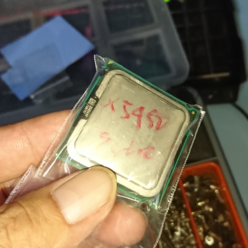 Intel xeon x5450 4core soket LGA 775 g41 ddr3