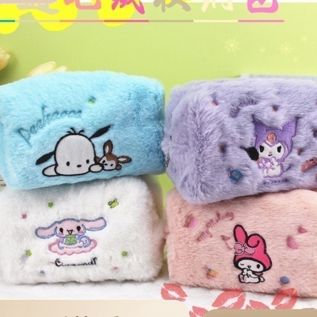 

Khusus TEMPAT PENSIL KAIN BULU SANRIO POUCH KOSMMETIK BULU SANRIO