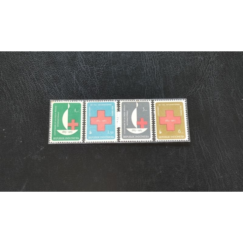 

M 19 - Perangko Indonesia seri Palang Merah isi 4 pcs