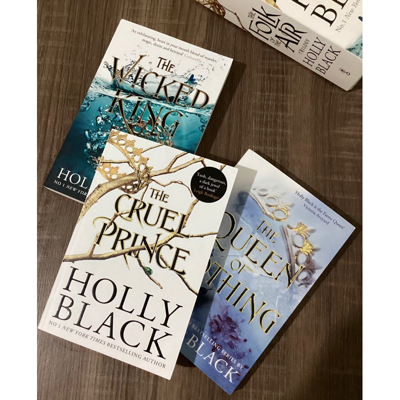 SET The Folk of the Air: The Cruel Prince, The Wicked King, The Queen of Nothing by Holly Black (Eng
