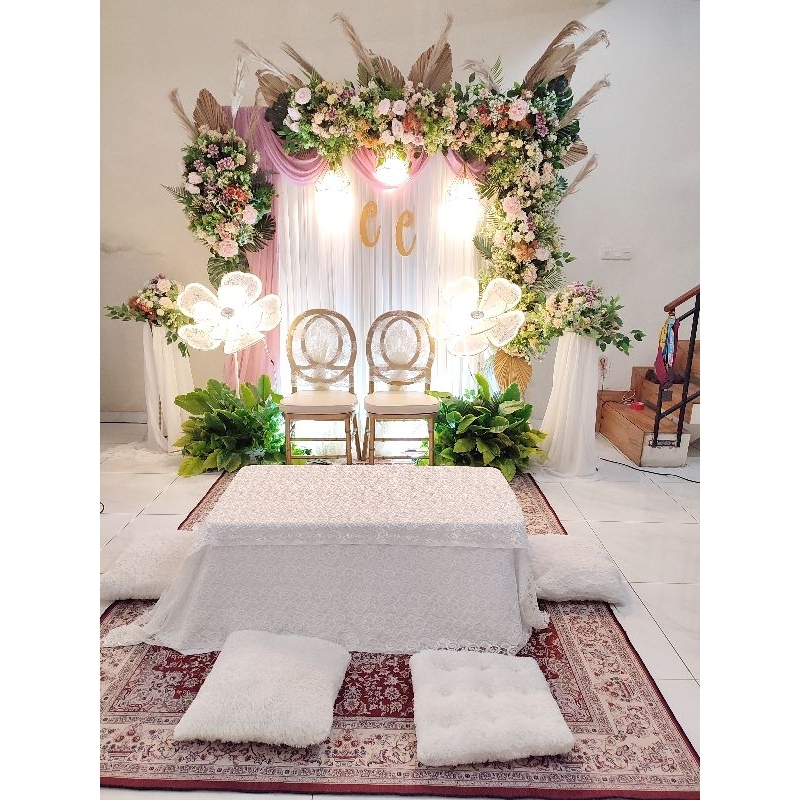 Dekorasi akad nikah lesehan minimalis