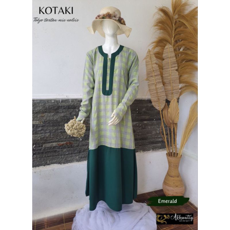 Kotaki by Akhwatiy, gamis akhwaty, gamis kotak kotak, kombinasi polos, Murmer berkualitas