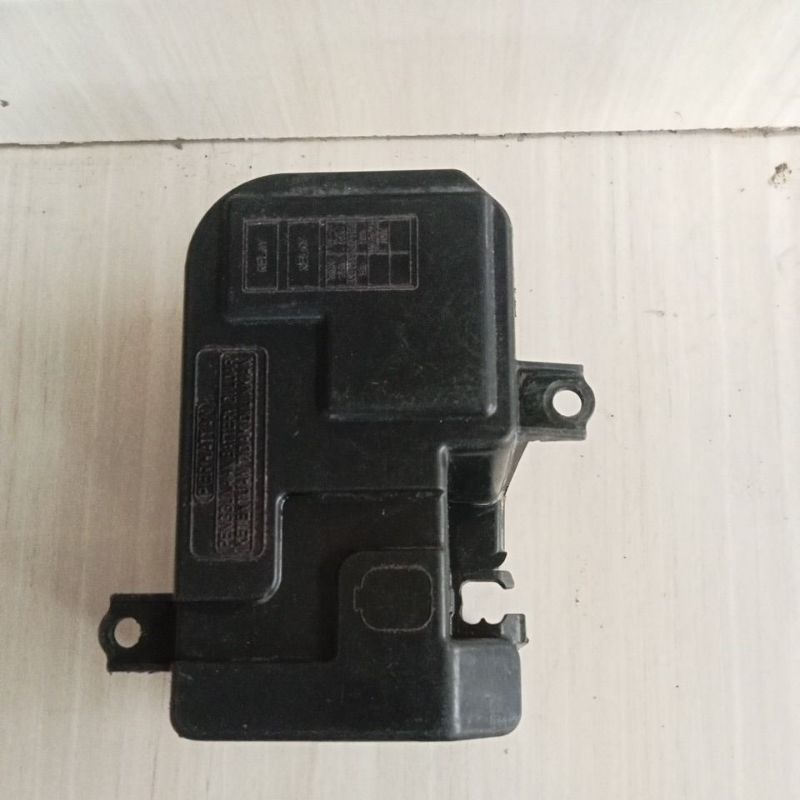 tutup aki bagian dalam honda vario 125 150 led