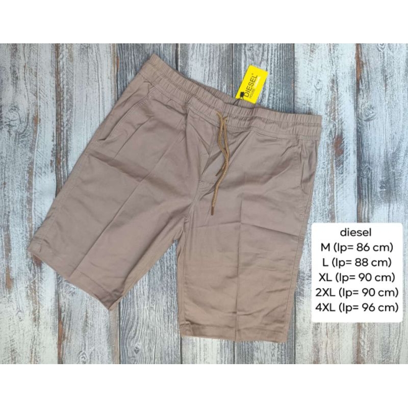 Celana pendek diesel