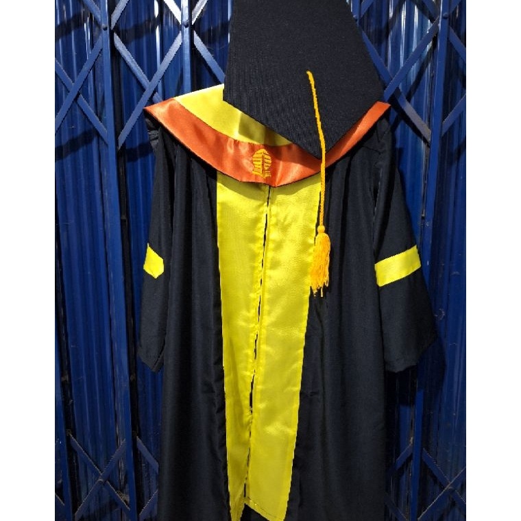 KODE C68B pengiriman JNEJT  Ready Oneset Toga Wisuda UT jubah  toga  slabermatras wisuda Universitas