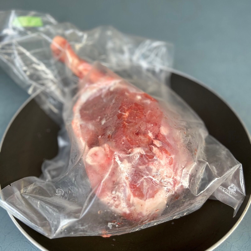

Paha Kambing Domba - Daging Paha Kambing Domba