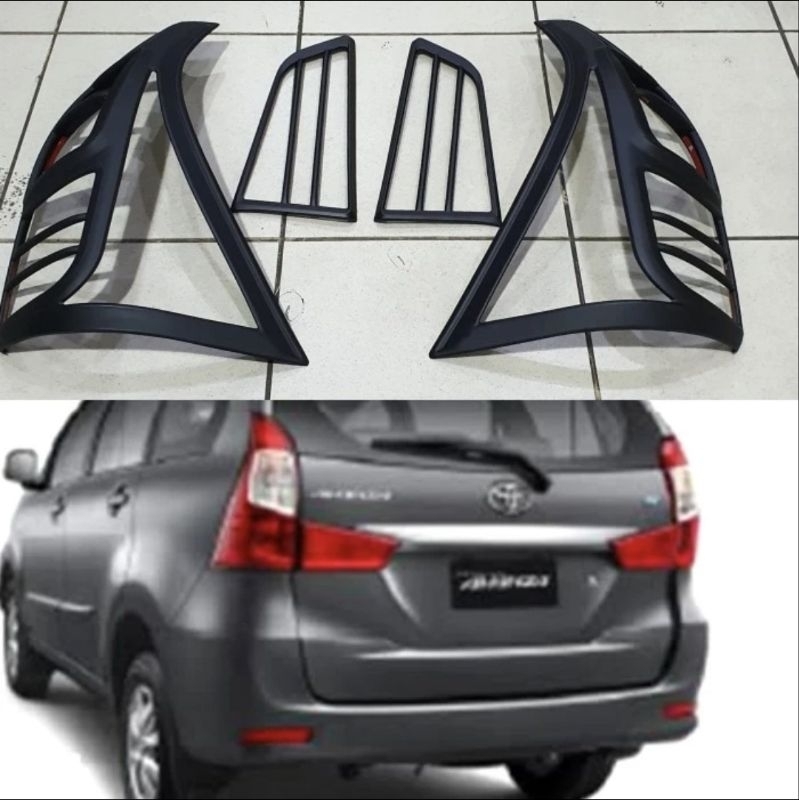 Garnish lampu belakang hitam doff Grand Avanza Xenia Veloz 2015 - 2018.