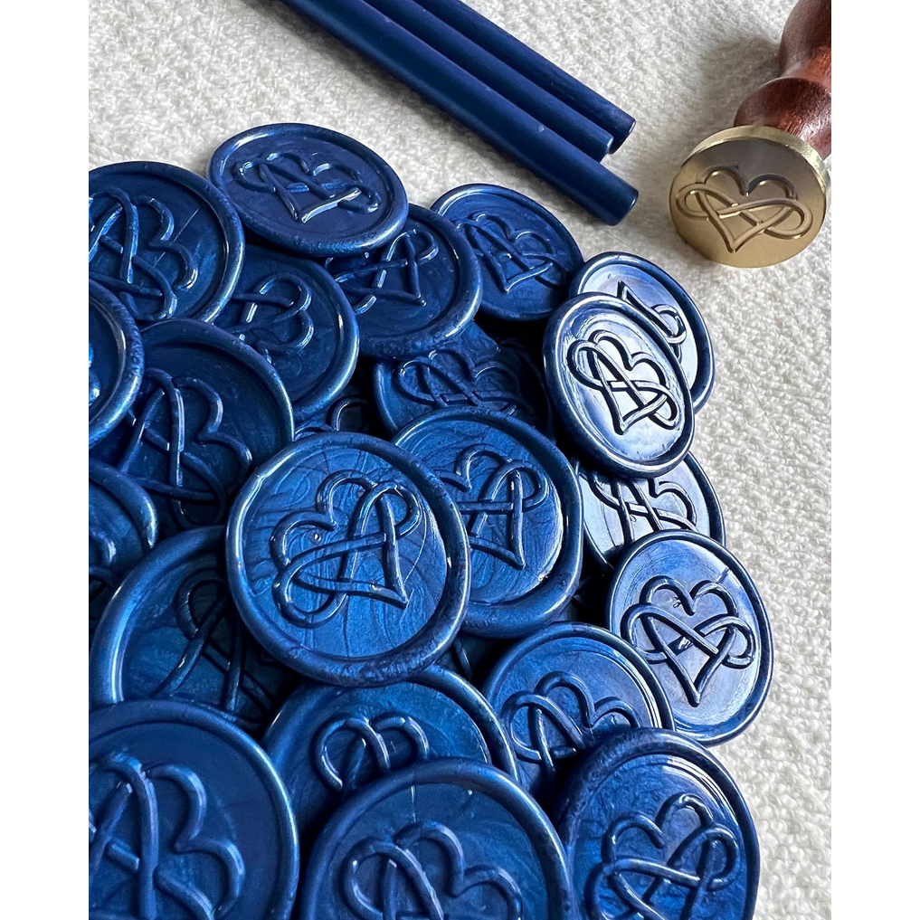 

Forever Love (NAVY) - 1 Pcs Wax Seal Sticker Undangan WAXSEALCOIN Vintage / Tanpa Minimum / 1 Pcs/ Termasuk Double tape / Lilin Wax Seal Vintage (promocoin)