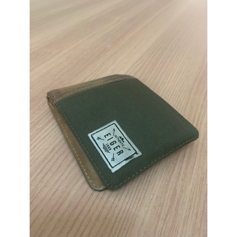 Dompet Eiger