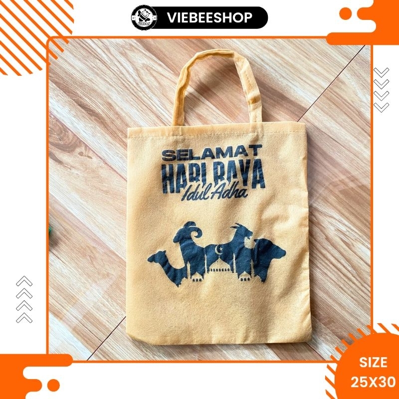 

TAS PARCEL HARI RAYA IDUL ADHA GOODIE BAG OLEH - OLEH HARI RAYA PALING LARIS TERMURAH F25X30 READY SIAP KIRIM