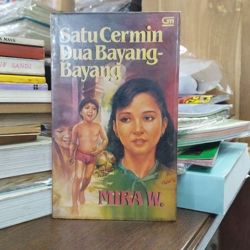 Mira W - Satu Cermin Dua Bayang Bayang