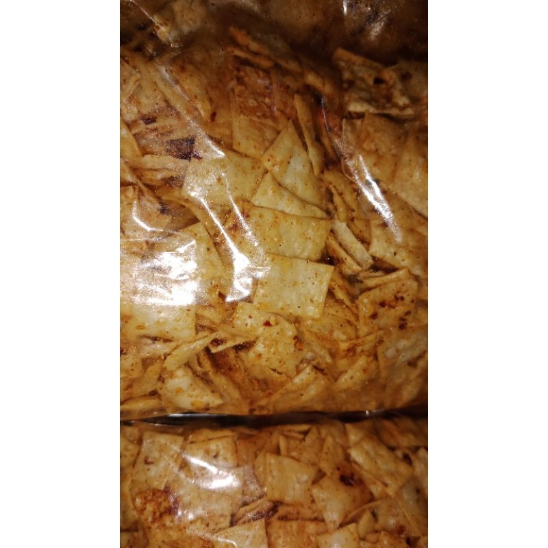 

KERIPIK PANGSIT CHILI OIL DAUN JERUK HOMEMADE (1KG)