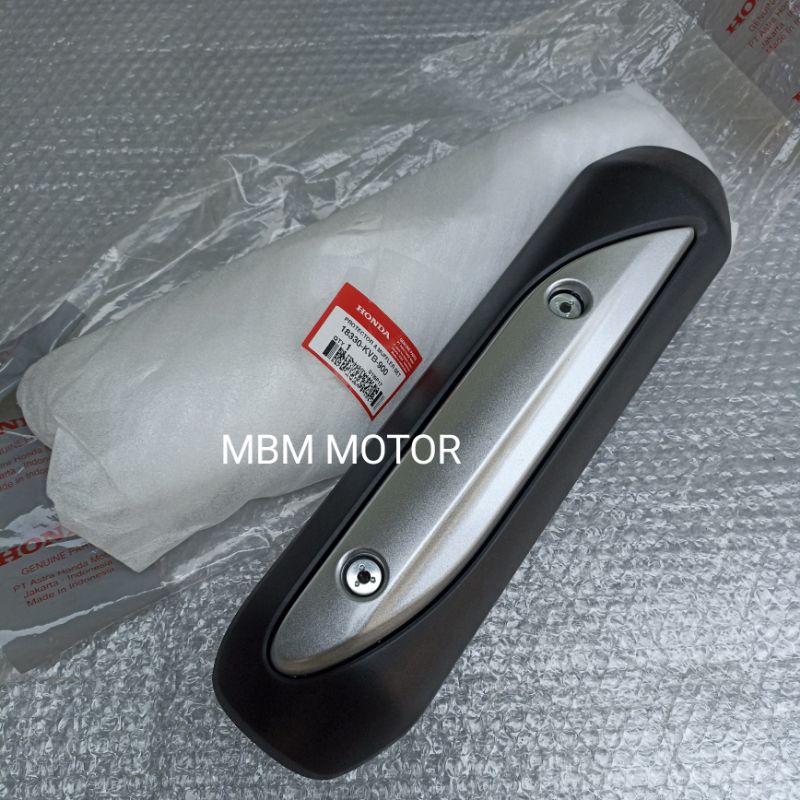 COVER TUTUP TAMENG PELINDUNG KNALPOT SILVER HONDA VARIO 110 CW LAMA KARBU ORI AHM 18330KVB900 18330-