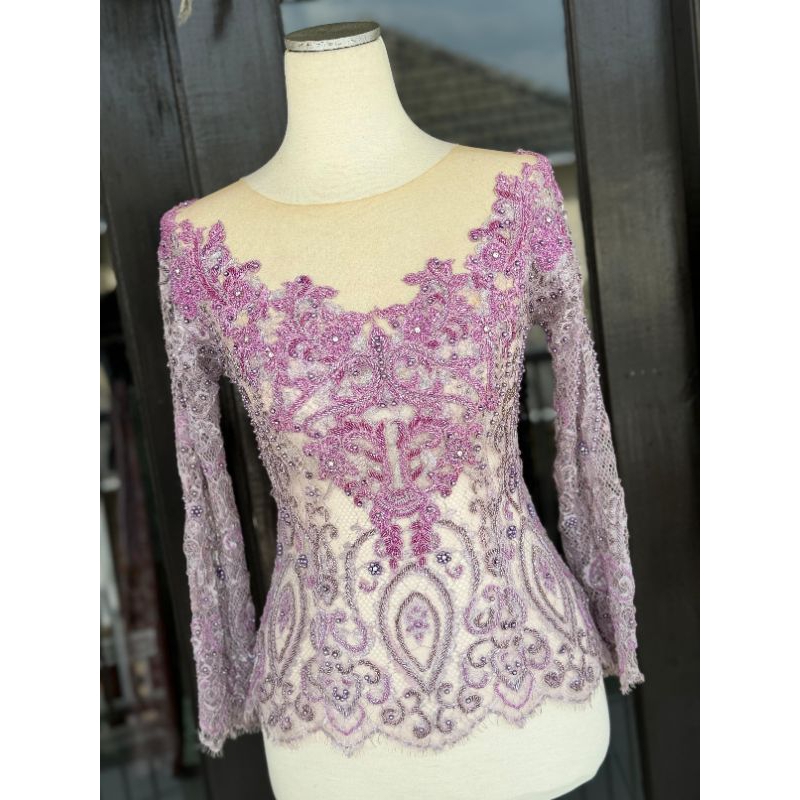 KEBAYA MODIFIKASI SABRINA FULL PAYET SISIK LILAC