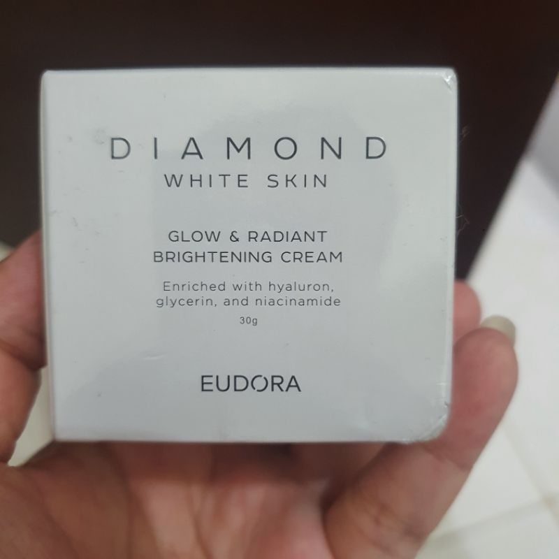 Diamond White Skin Eudora Glow Radiant Brightening Cream 30g Krim Wajah