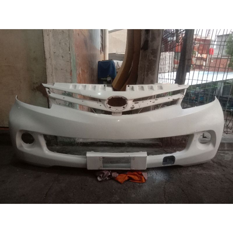 bemper depan Avanza Xenia 2012 kosongan
