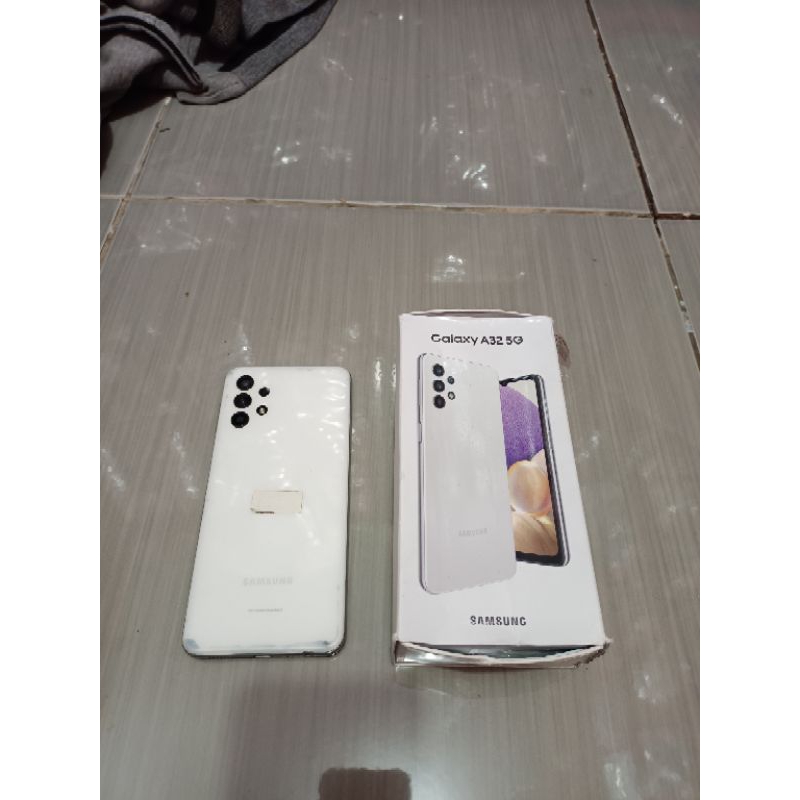 Samsung galaxy A32 5G 8/128 resmi Matot hp lumayan mulus bukan bekas jatoh