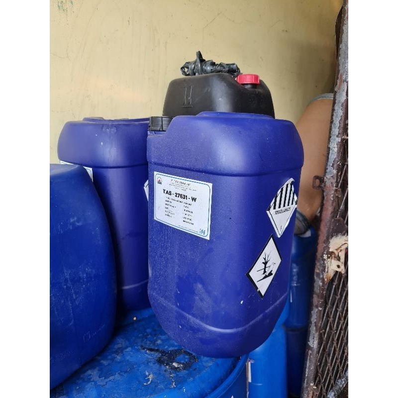 Jerigen 30 Liter ( Bekas ) Kondisi Mulus