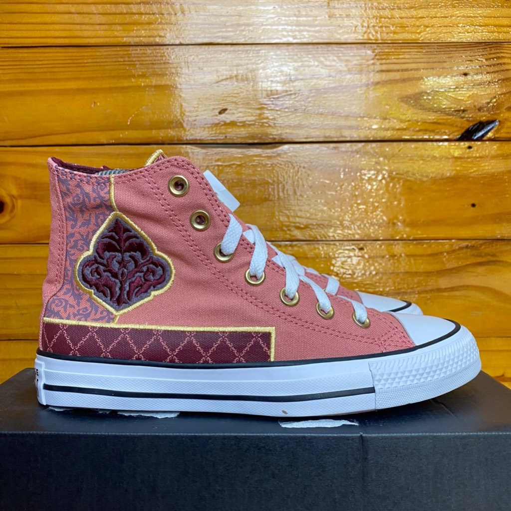 ONLY SIZE 37 BEKAS PAJANGAN SEPATU CONVERSE ORIGINAL 100% BNIB CONVERSE CTAS HI A04644 RITUAL ROSE D