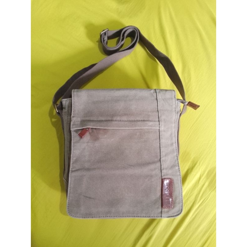 Troop London Original Sling Bag Kanvas Cowo