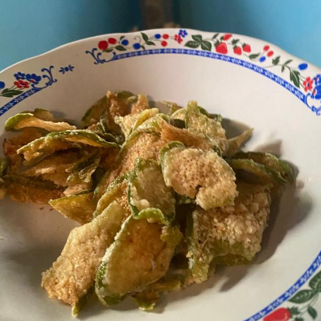 

KERIPIK TALAS -KERIPIK DAUN TALAS 100 gr -KERIPIK BATANG TALAS -KERIPIK PELAPAH TALAS- KERIPIK LOMPONG TIDAK GATAL DILIDAH