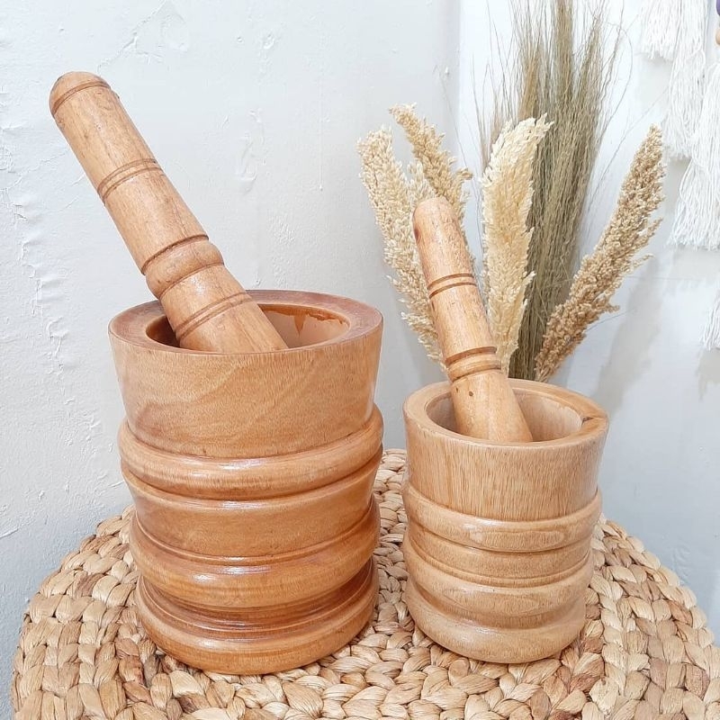 Satu Set Lumpang Tumbukan Kayu Ukuran Kecil Besar Jumbo