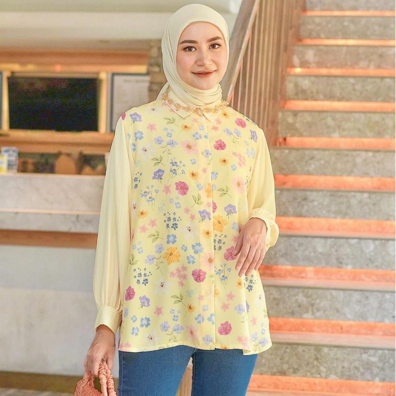 Alyssa Blouse CANARY M by Kienka
