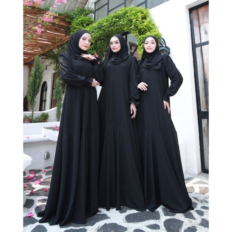 REYSHIJAB AYDA BASIC HITAM DAN BROKEN WHITE BY HALIZA SYARI