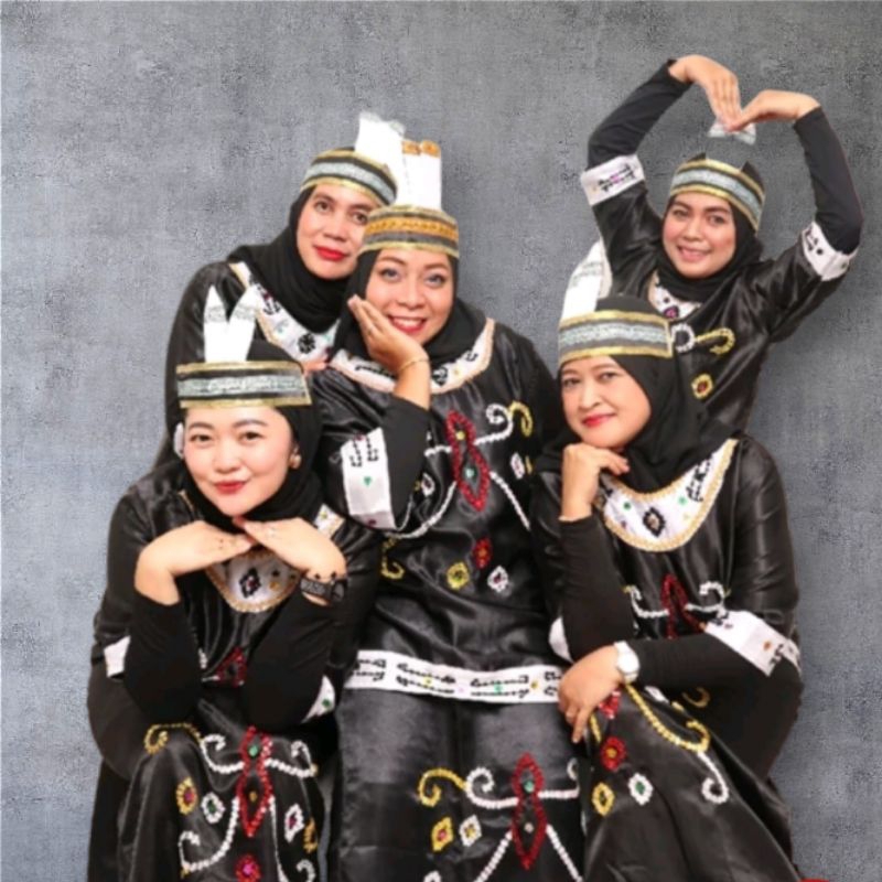 Baju Adat Kalimantan Tengah Wanita // Pakaian Adat Kalimantan Tengah Wanita // Baju Adat Kalteng