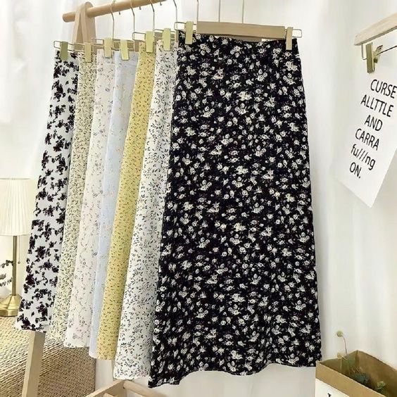 ROK MOTIF BUNGA / ROK DAILY KOREAN STYLE / LILY FLORAL VINTAGE SKIRT KOREAN STYLE areumdaun.outfit