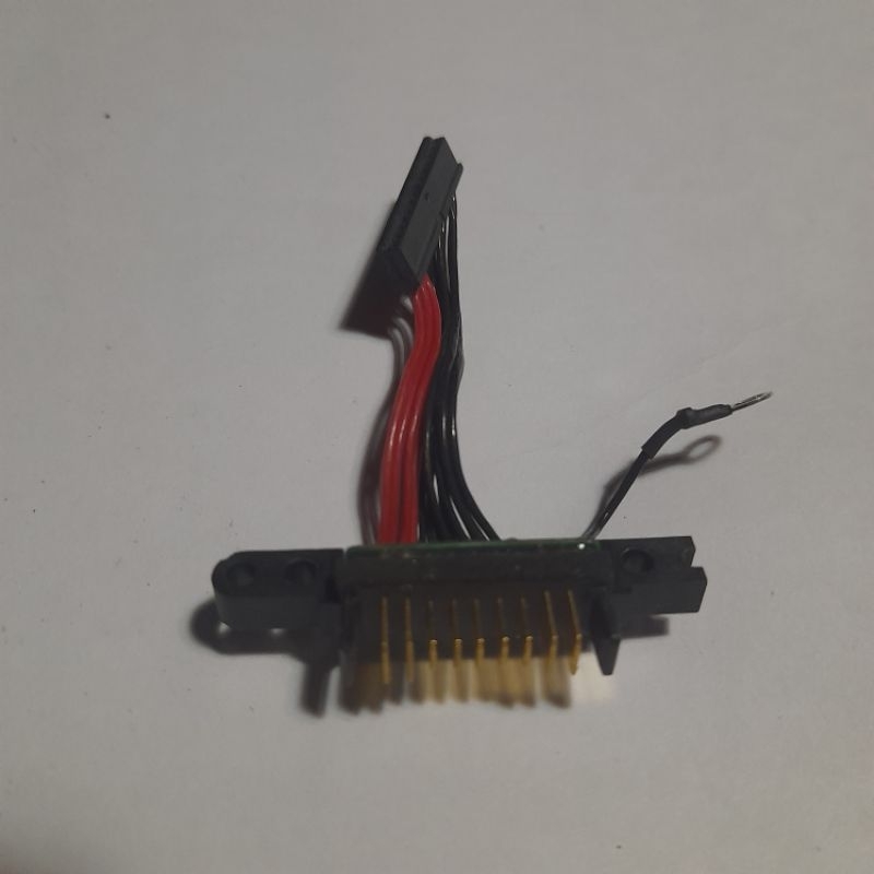 TOSHIBA SATELLITE L310 PORT SLOT BATTRE