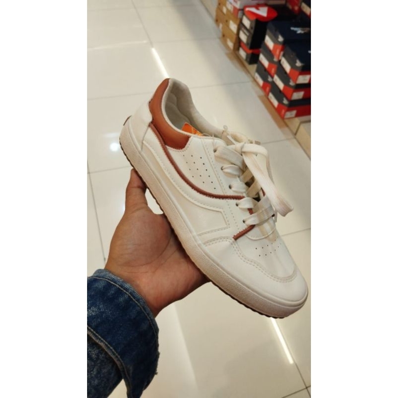 SALE‼️ AIRWALK ALISO WHITE WOMEN ORIGINAL STORE