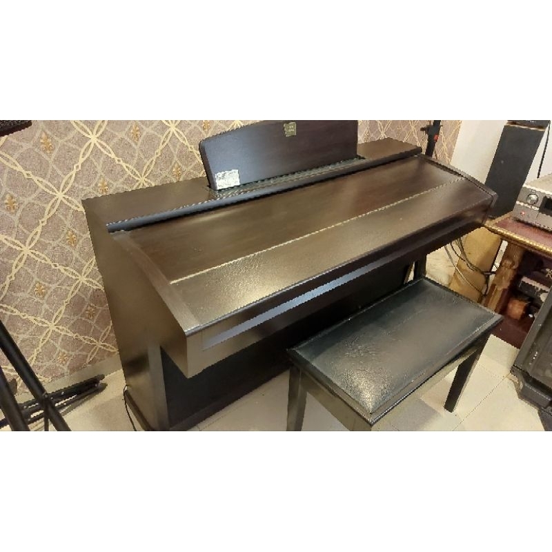 Yamaha clavinova CVP 305
