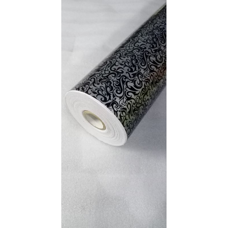 Skotlet Batik Hitam Glossy (60cm x 20m) 1 roll
