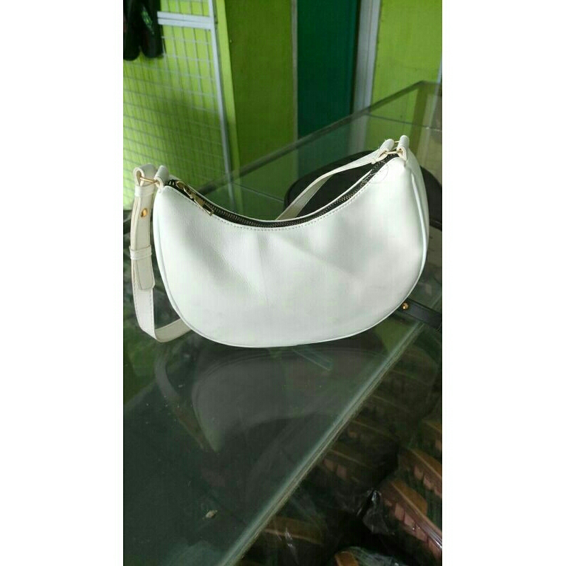 Tas wanita tas bahu atau slempang produk tanggulangin