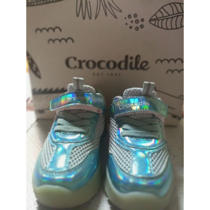SEPATU ANAK PEREMPUAN CROCODILE