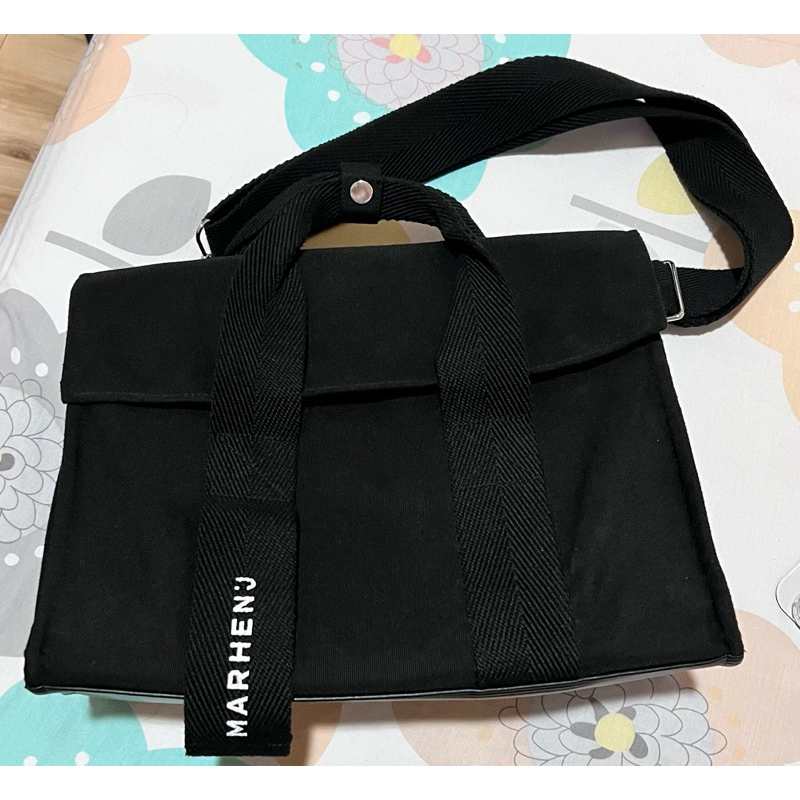 Marhen.J Roy All Black Original (Preloved)