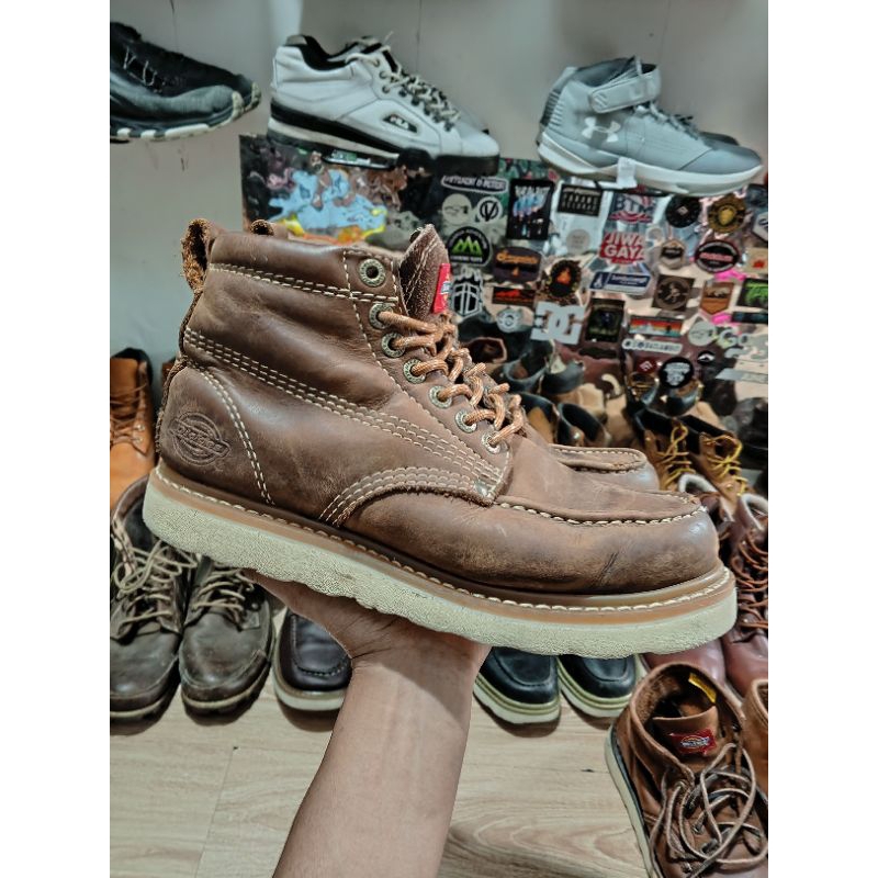 Sepatu Dickies moctoe