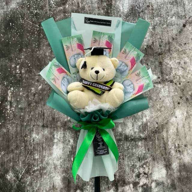 Buket boneka wisudah dan uang palsu ukuran M - buket boneka - buket uang
