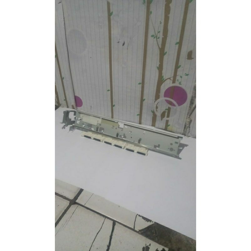 Rel tengah penarik kertas printer Epson L120