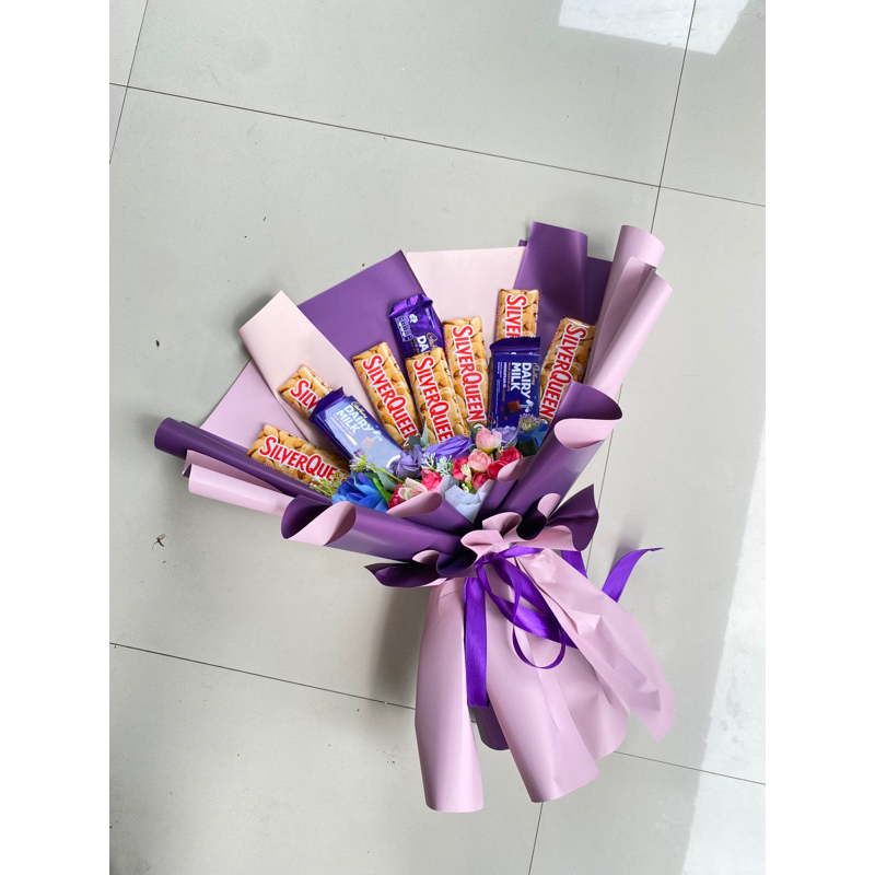 

Buket Full Coklat Silverqueen Cadburry Delfi Besar Bali