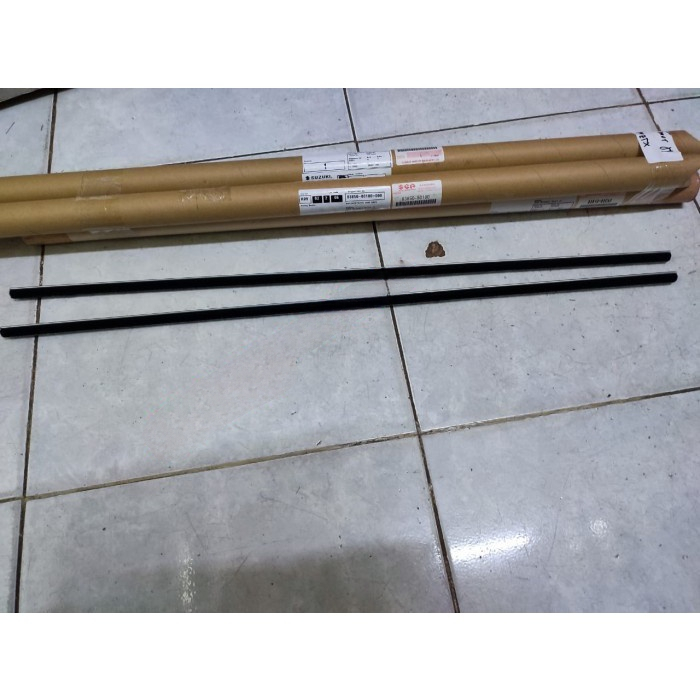 Pelipit Pintu Kaca Depan Luar Dalam Katana Asli SGP