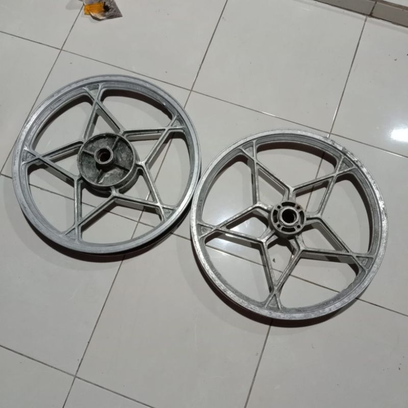 enkei bintang japan r18 1.6 1.6