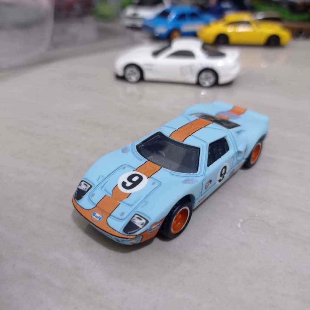 Hotwheels matchbox premium ban karet ford gt 40 gulf no 9