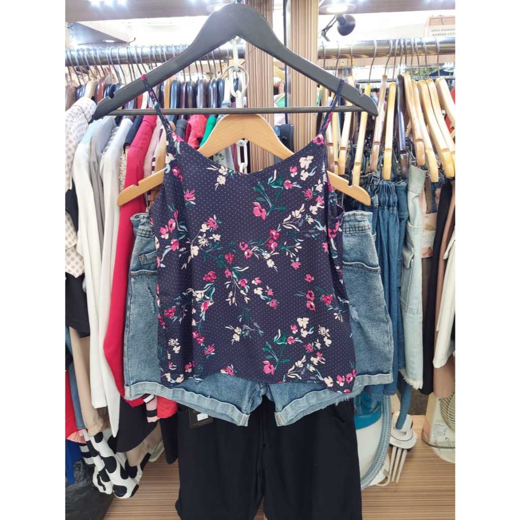 Tanktop Bunga-bunga
