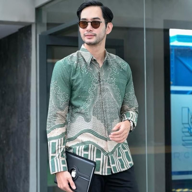 Batik SAGE GREEN Baju Batik Pria Warna Sage Green Bahan Katun Halus Motif Abstrak  Kemeja batik pria