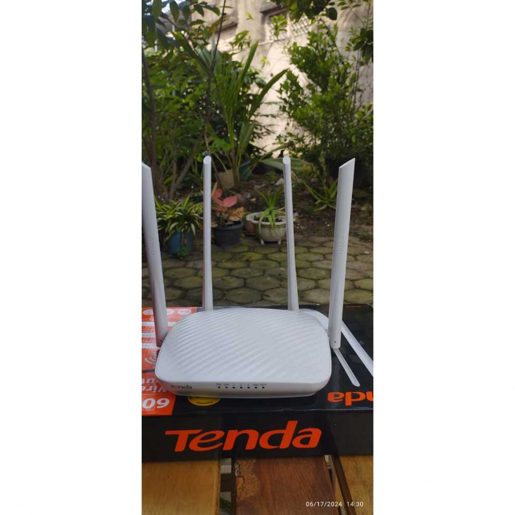 Tenda F9 Router Wireless Extender Wifi High Power Sinyal Kuat 600Mbps Bekas