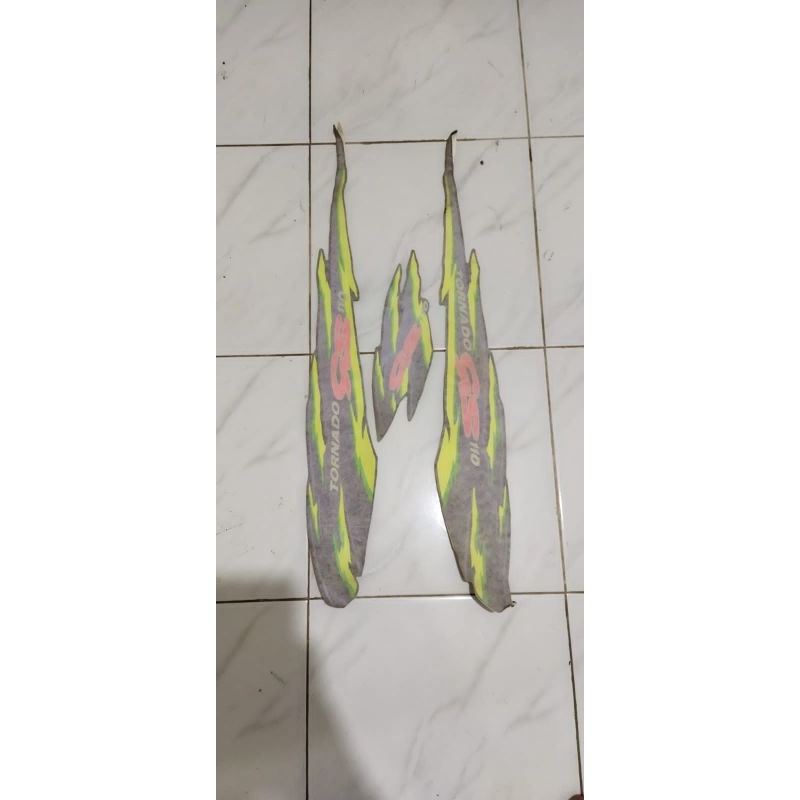 striping tornado GS atau striping Suzuki tornado GS