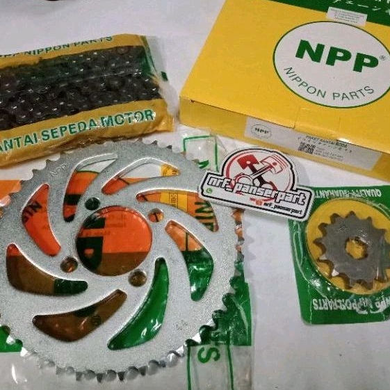 GEARSET RANTE KAZE R//GIR SET RANTAI/GIGI TARIK GEAR KAWASAKI KAZE R 13-44 T 428-110 L NPP PNP BLITZ